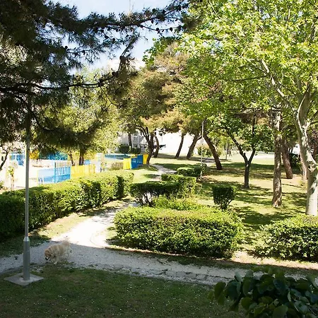 Relax Split