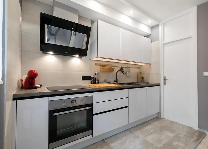 アパート Relax スプリト